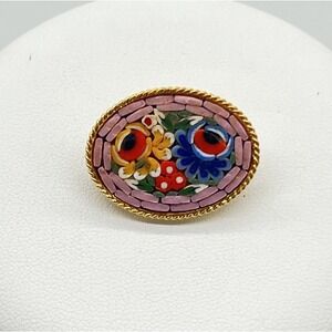 Vintage Italian Micro Mosaic Oval Floral Brooch – Pink‎ Border, Gold-Tone Frame